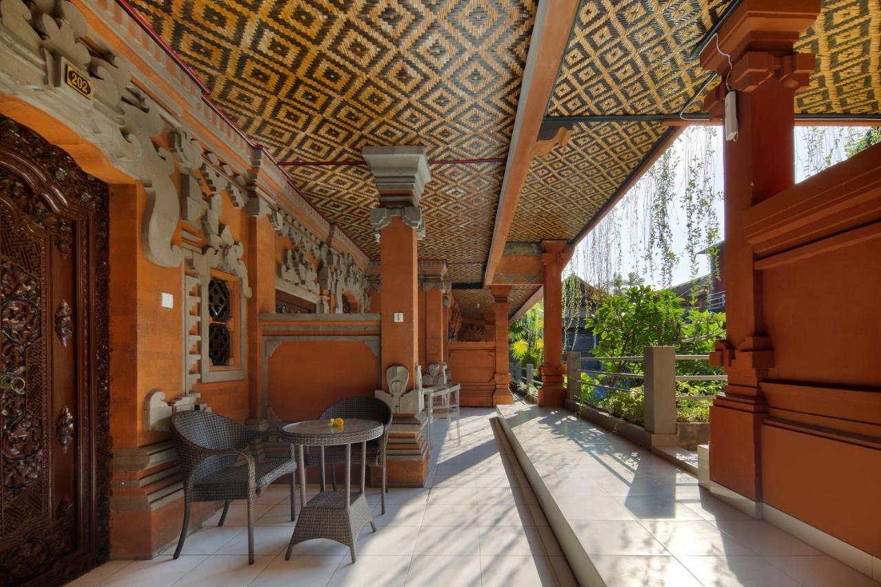 Hotel Lumbung Sari Legian Экстерьер фото